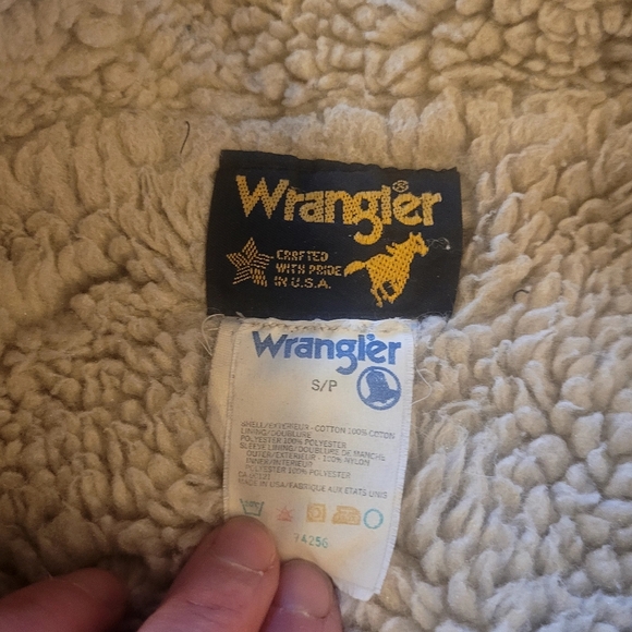 Wrangler Sherpa Lined Barn Coat - Picture 4 of 9